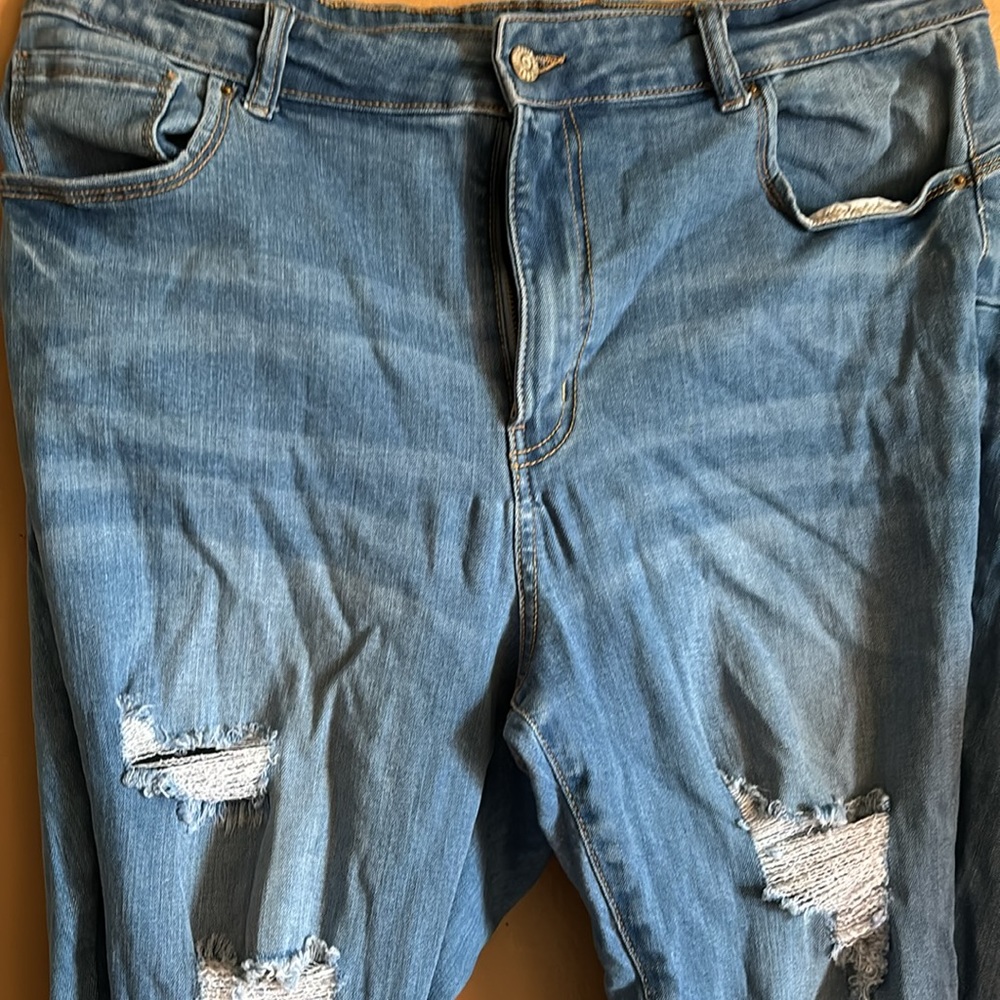 Plus Size Ripped Jeans 2 - Picture 3 of 12